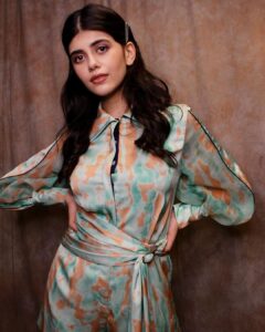 Sanjana Sanghi Instagram - #FunWithFashion •
Reawakened the writer in me with @elleindia 💫
After my days as a student of Journalism at Delhi University. 

This, is dedicated to every single homegrown label in India. Here’s hoping you guys only grow, and prosper, because what you do is so incredibly special. ❤️

Here’s to us artists desperately turning to our characters, penned thoughts & fashion to try & express what we otherwise fail to. #SwipeRightToSeeMore 

Posted @withregram • @elleindia #ELLEexclusive: When it came to bringing her debut film, Dil Bechara, to audiences, @sanjanasanghi96 encountered a uniquely challenging, overwhelming, exhausting and almost confusing circumstance. "I felt like a kid inside a dark cloud, desperately yearning and searching for silver linings and rainbows to add some colour to the darkness that ensued," she writes. The actor then turned to fashion to lighten things up. Link in bio to read her story in her own words. ✨⁠
.⁠
Photograph: @pritiza7 via @sanjanasanghi96⁠
.⁠
#SanjanaSanghi #Bollywood #Celebrity #Movies #Films #Fashion #VocalForLocal @bornaliicaldeira @manalishah_