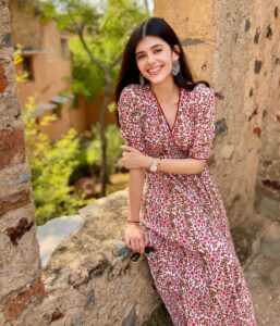 Sanjana Sanghi Instagram - Dreaming of being a 21st century girl in a 14th century world. 🤍

📸: Ma 💕
