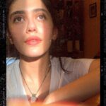 Sanjana Sanghi Instagram – Only breathing sunshine in quarantine!🤍☀️ #RLAtHome @ralphlauren New Delhi