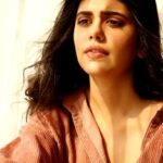 Sanjana Sanghi Instagram - “I wish I could leave you my love. But my heart is a mess. My days they begin with your name. And nights end with your breath. “ 🎵: @prateekkuhad thank you for being the artist you are, and feeding our souls with words and music of the kind you create. And thank you for, unknowingly helping other artists like me with their craft. . . | This, spontaneously between shots with & by @sashajairam x @elishab_mua x @ruby_makeupandhair | [ 2/ 5 ]