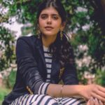 Sanjana Sanghi Instagram - 08•03•2020, a special special day. 🖤 • @aarohan_ngo x @atijeevan x @unwomen • Also, hi spring! 🌸
