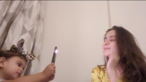 Sanjeeda Sheikh Instagram - With you i was born again ❤️ Ayra means respectable,awe inspiring, eye opening❤️ Thankyou for everything My darling daughter #alhumdullilah