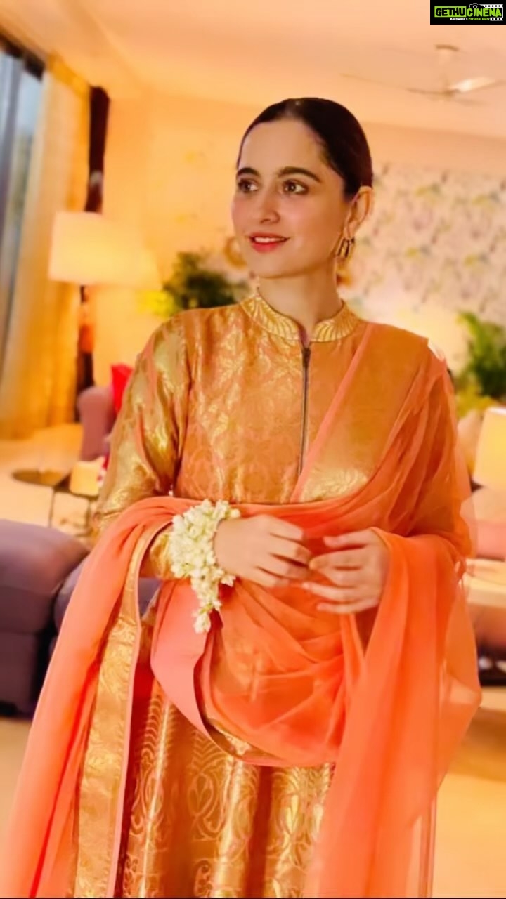 Sanjeeda Sheikh Instagram - Designer @rezachirag ⭐️