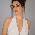 Sanya Malhotra Instagram - 🤍🤍 . . 💄 @natasha_mathias_ 👗 @alliaalrufai 📸 @ohmygosh_joe