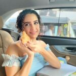 Sanya Malhotra Instagram - Main, meri script aur samosa 💕