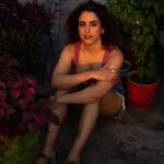 Sanya Malhotra Instagram - 🌺 🌸चले भी आओ कि गुलशन का कारोबार चले🌸 📸 @mayank0491