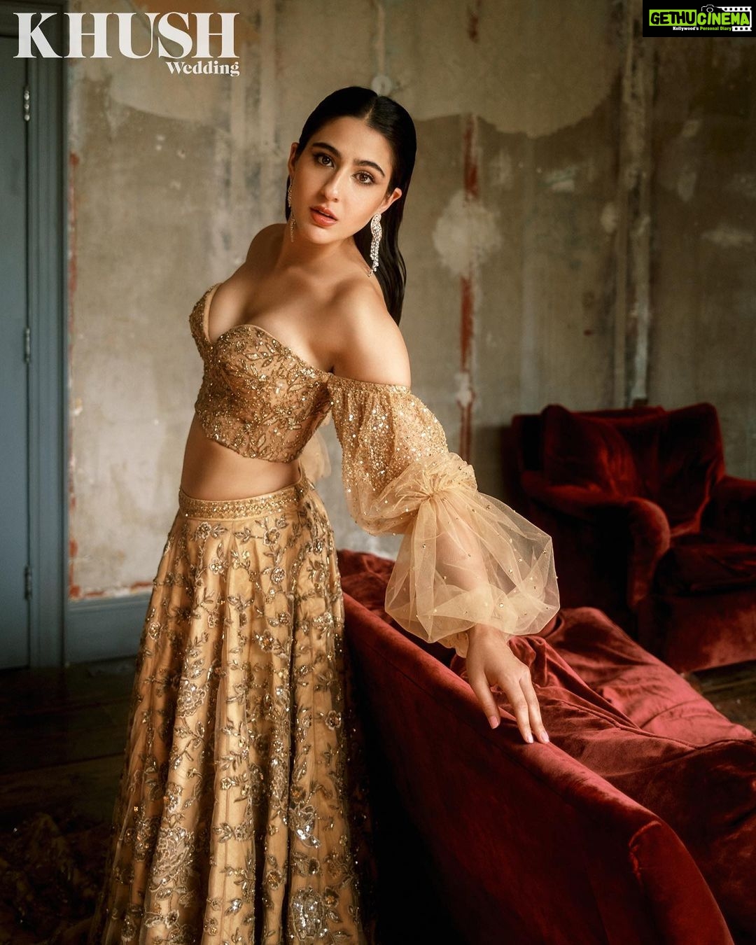 Sara Ali Khan Instagram - Glimmer and Shimmer ✨ @khushmag Editor-in-chief: Sonia Ullah (@Sonia_Ullah) Photographer: Vansh Virmani (@VanshVirmani) Wearing: Shyamal & Bhumika (@ShyamalBhumika), Mohsin Naveed Ranjha (@mohsin.naveed.ranjha) Creative Director: Manni Sahota (@ManniSahota_) Fashion Editor: Vikas Rattu (@Vikas_R) Fashion Stylists: Tanishq Malhotra (@TanishqMalhotraa) and Zahra Sarfraz (@ZahraSarfraz) Interview by: Nupur Sarvaiya (@NupurSarvaiya) Makeup: Gini Bhogal (@Gini.Bhogal) Hair: Christopher Gatt (@ChristopherGattHair) Nails: Jade Ford (@JadeFordLondon) Artist PR: Spice (@spicesocial