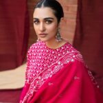 Sarah Khan Instagram – @crossstitch_official