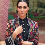Sarah Khan Instagram –