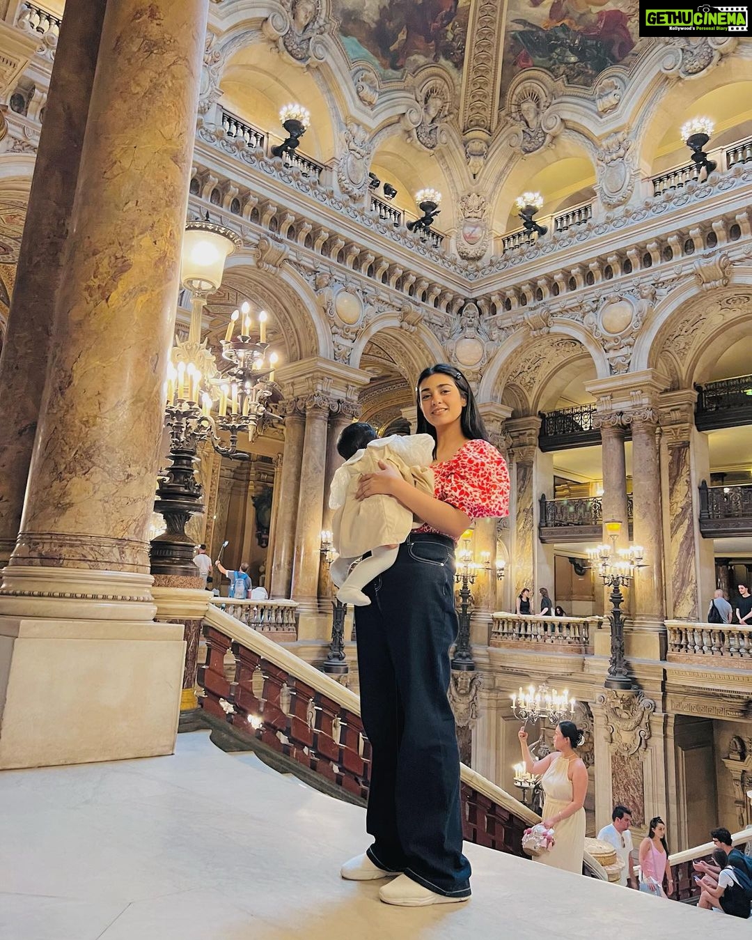 Sarah Khan Instagram - Palace Garnier 💕💯 Opéra Garnier