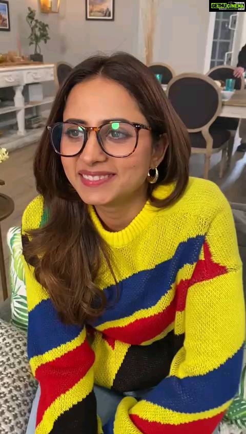 Sargun Mehta Instagram - Preet🥰🥰 #bbpn .. thank you Babe bhangra paunde ne.. nu pyaar dein layi🥰🥰🥰