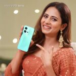 Sargun Mehta Instagram – #ad The new #vivoV25Series is the touch of Delight you need to embrace the Magic of Festivities.
Avail exciting offers this festive season.

Head over to @vivo_india to know more.

#vivoBigJoyDiwali