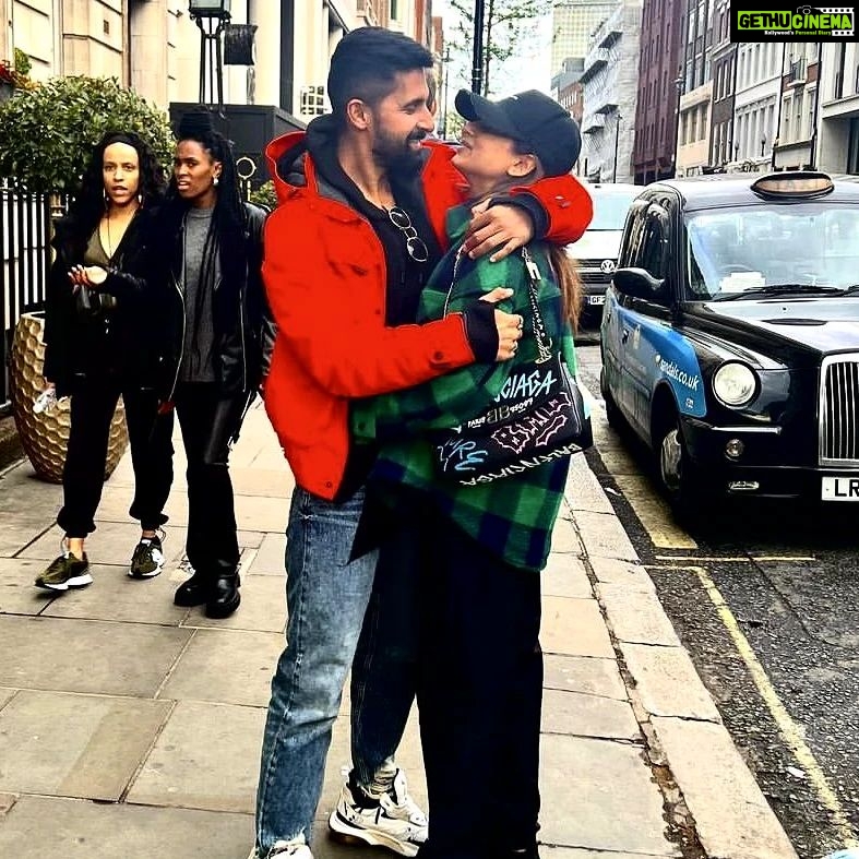 Sargun Mehta Instagram - Missing badi @ravidubey2312 🥰🥰🥰