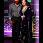 Sayyeshaa Saigal Instagram - ❤️🧿 📷- @thenayabombaywala #husbandandwife#love#awardnight#winner#bestactor#proudwife#dressup#mumbai#instaphoto#forever#mine#instadaily