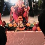 Shah Rukh Khan Instagram - Ganpatiji welcomed home by lil one and me….the modaks after were delicious…the learning is, through hard work, perseverance & faith in God, u can live your dreams. Happy Ganesh Chaturthi to all.