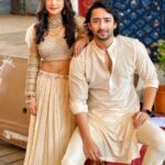 Shaheer Sheikh Instagram – Happy people chill together ✨