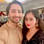 Shaheer Sheikh Instagram - May this Diwali quell all the Darkness around … and make way for light and love ❤️🪔 #HappyDiwali #deepawali