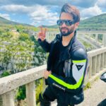 Shahid Kapoor Instagram – Here’s to #sundayrides even when the roads aren’t this pretty. #bikerboy for life 🏍