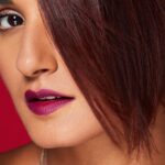 Shakti Mohan Instagram - Merryyyyyyyyyy Christmasssss ❤️ I am very happy to share this with all of you today who have given me tremendous love and support. Introducing on this amazing day my very own line of make up NY Bae x Shakti. Check it out on www.purplle.com and have fun this holiday season🎄🎅 @letspurplle @n.y.bae #NybaeShakti #ShaktitoSlay #SlaywithBae #myBaeShakti #beyourownbae #beatitwithshakti #shaktitoshine