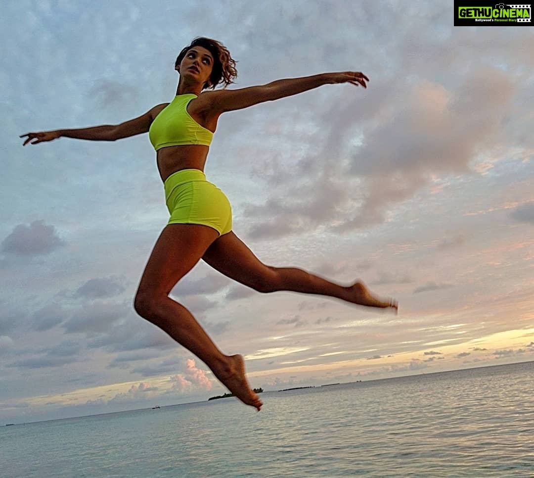 Shakti Mohan Instagram - "We have to love dancing to stick to it. It gives you nothing back, no manuscripts to store away, no paintings to show on walls and maybe hung in museums, no poems to be printed and sold, nothing but that single fleeting moment when you feel alive" - M. Cunningham