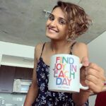 Shakti Mohan Instagram - Have a blasting,super chill, couch potato, netflixing weekend 📺🍿 Yeahhhhhhhhhhhhh #weekendmood