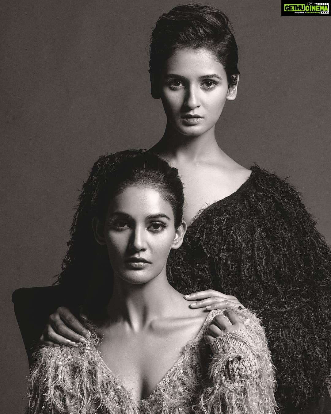 Shakti Mohan Instagram - Life is tough my darling, But SO ARE YOU . . . . . #BareYou @muktimohan @nikhilshenoyphoto @neerajnavare.makeupartist @shabnam1014 @ankitabbanerjee @jagtap721 @nrityashakti