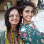 Shakti Mohan Instagram - Mattu n I 🤗 #bestestperson