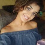 Shakti Mohan Instagram - ☕. 🌧️ #morningcoffee Feels