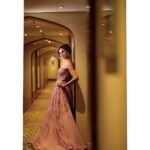 Shakti Mohan Instagram – Can you guess which song is on in my head? 🎵
1. Mere Khwabon Mein Jo Aaye
2. Apna time aayega 
3. Dhak Dhak Karne Laga
4. None of the above 🥴
.
.
@saachivj @jiyabyveerdesign @israniphotography @neerajnavare.makeupartist @anitashil.hairstylist @jagtap721