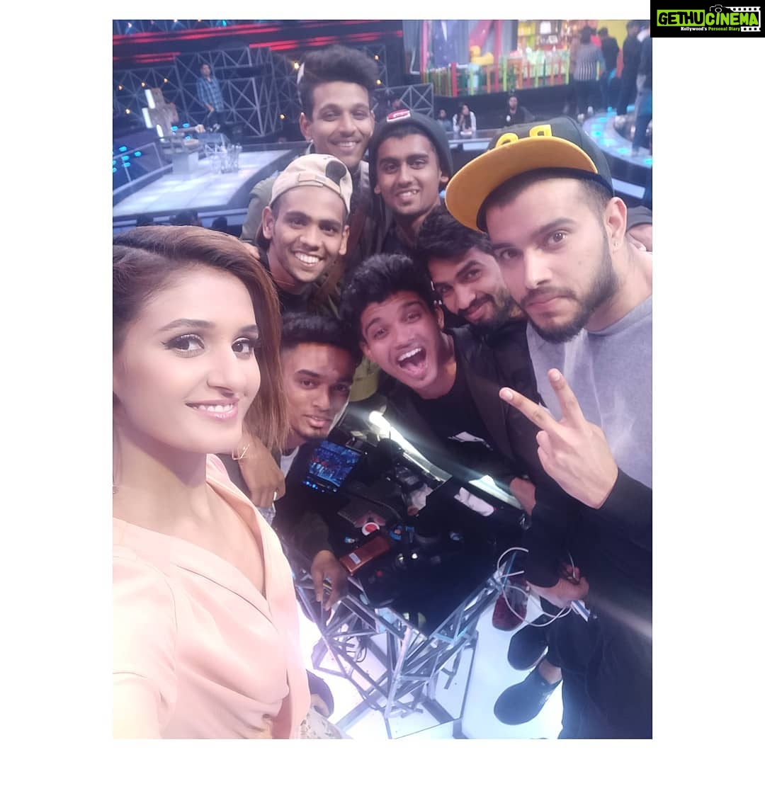 Shakti Mohan Instagram - Impossible is Nothing 😇 . #teamshakti I am sooooo proud of of you guys. @m_pramoth @shobhitkapoorofficial @valentine.bernard @mukeshgupta.eoc @leonel.sequeira @suru24_ @yashkanojia_ BIGGEST THANKS TO @muktimohan @muktimanch @srishti0420 @vikhyat_gulati @rishirich35 ♥️ @b_unique_crew ♥️ @the_veterans_official ♥️