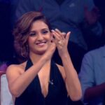 Shakti Mohan Instagram – Owe it all to the Choreography team that works so hard every day and night ♥️
#teamshakti @m_pramoth @ajinkyakalokhe @leonel.sequeira @mukeshgupta.eoc @shobhitkapoorofficial @valentine.bernard @yashkanojia_ @suru24_ .
AMAZING TEAM 
@the_veterans_official @badcontempofficial @rishirich35 @b_unique_crew 
@starplus #danceplus4 @framesproductioncompany