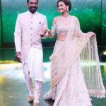 Shakti Mohan Instagram - Walking me through this incredible dancing aisle @remodsouza sir Love you soooo much 😍 #danceplus4 @starplus Outfit by @Payalkeyalofficial Styled by @richa5ingh Team @tanisha_rkothari @sajidkhanpc @neerajnavare.makeupartist @anitashil.hairstylist @jagtap721