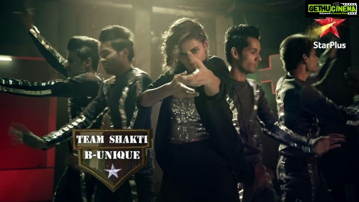Shakti Mohan Instagram - Battle is on 💥 #danceplus4 @starplus @punitjpathak @dharmesh0011 @remodsouza sir