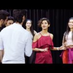Shakti Mohan Instagram - Look who's going to "Break A Leg" now 💃 @imkaranwahi @rithvik_d Music played on @ultimateears #IndiaProof #LiveUltimate Big thanks to @alishasingh.official @nrityashakti @thehandmadefilms Nritya Shakti Studio
