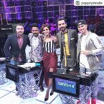 Shakti Mohan Instagram - @poppinjohnsbk • • Hanging with these awesome people! I had such a great time on the show! @mohanshakti @dharmesh0011 @remodsouza @raghavjuyal @punitjpathak @starplus @danceplusfour @xceltalent @framesproductioncompany ♥️♥️♥️ See you soon John ♥️♥️♥️