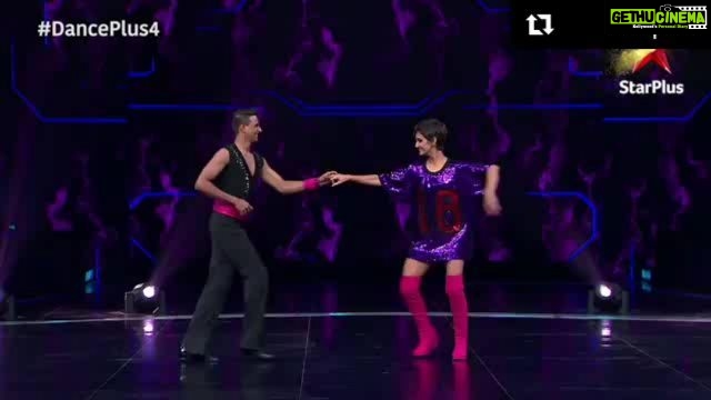 Shakti Mohan Instagram - @raghavjuyal surely doesn't know how to hold back his jealousy. #DancePlus4, Start 6th October, Sat-Sun at 8pm. @mohanshakti @remodsouza @danceplusfour #SapneSirfApneNahinHote