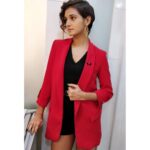 Shakti Mohan Instagram – Swipe to see ➡️ Rishta pakka wali photo 🤭🤣
.
.
@saachivj @anitashil.hairstylist @jagtap721