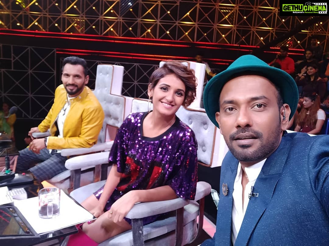 Shakti Mohan Instagram - Need your blessings to start this season #danceplus4 @starplus @dharmesh0011 @punitjpathak
