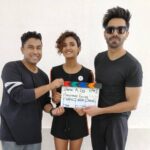 Shakti Mohan Instagram - Producing an EPIC Dance Comedy with with @aparshakti_khurana @abishmathew #BREAKALEG @nrityashakti @thehandmadefilms COMING SOON