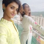 Shakti Mohan Instagram - Sama hai Suhaaana Suhaaana 🌿 Nashe Mein ....... Hai . Fill in the blank with your creative answers 👧🏻 in the comment below 😘😍😎 . . @muktimohan
