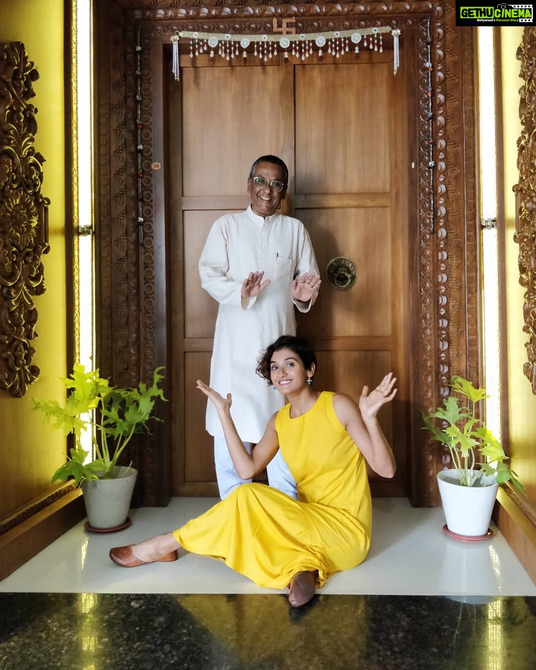 Shakti Mohan Instagram - On this Father's day I want to take a moment and say THANK YOU for being the greatest father ever and a beautiful person. When we came into this world it resisted our existence, You protected us and brought us up with so much love. You fought so many unspoken battles for years and years. You are my friend, An inspiration and the best father I could ever ask for. I hope someday i become a great parent like you. Happy Father's Day Papa I love you so much 👧🏻