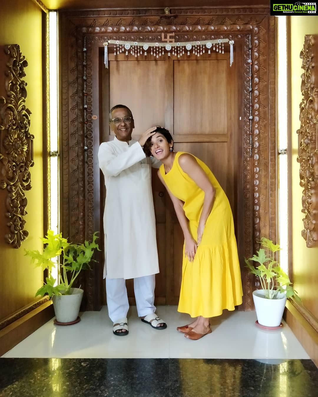Shakti Mohan Instagram - On this Father's day I want to take a moment and say THANK YOU for being the greatest father ever and a beautiful person. When we came into this world it resisted our existence, You protected us and brought us up with so much love. You fought so many unspoken battles for years and years. You are my friend, An inspiration and the best father I could ever ask for. I hope someday i become a great parent like you. Happy Father's Day Papa I love you so much 👧🏻
