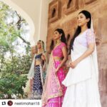Shakti Mohan Instagram - एक थी मीरा बाई जब वो नाची .... नाचे कन्हाई। एक थी वृन्दावन में राधा बिना उसके कृष्ण था आधा। एक थी रानी रुक्मिणी द्वारिका धीश की अर्धांगिनी आओ तीनों के सुर एक वेणी मे गूंथें जो प्रेम की त्रिवेणी बन गूंजे कान्हा रे ..... (by my father Brijmohan Sharma) #KanhaRe coming soon! Featuring @mohanshakti @muktimohan