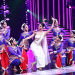 Shakti Mohan Instagram - Performing Bharatnatyam after ages tonight on #danceplus3 These girls... 🤗I love you guys sooooo much. You are my winners 😍 I am coming to Hyderabad soon to learn from Manjula mam. I am happy to know that you girls want to do your PhD in dance. Good luck girls. So proud of you all. My love and support is always with you. #ShriRamNatakaNiketan