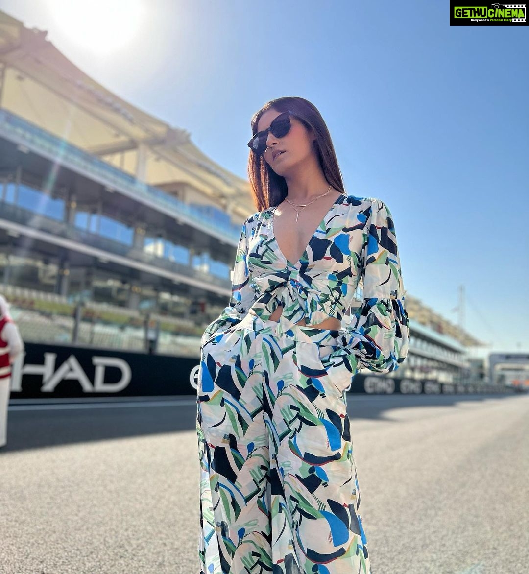 Shakti Mohan Instagram - The excitement of F1 #InAbuDhabi is another level 🤩 Such a wonderful experience @ymcofficial And this is not all…Abu Dhabi will host the grand finale for ten more years! Cannot wait to come back 🏎 @visitabudhabi #TheTimeisNow #AbuDhabiGP Styled by - @camy1411 Wearing - @ahiclothing x @sonyashaikh