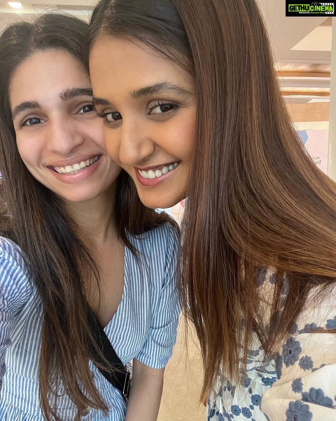Shakti Mohan Instagram - Because of you I laugh a lil harder Cry a lil less Smile a lot more Happy birthday my bestie @vintiidnani You are absolutely a blessing in my life. Love you V 🌸 Stay awesome.