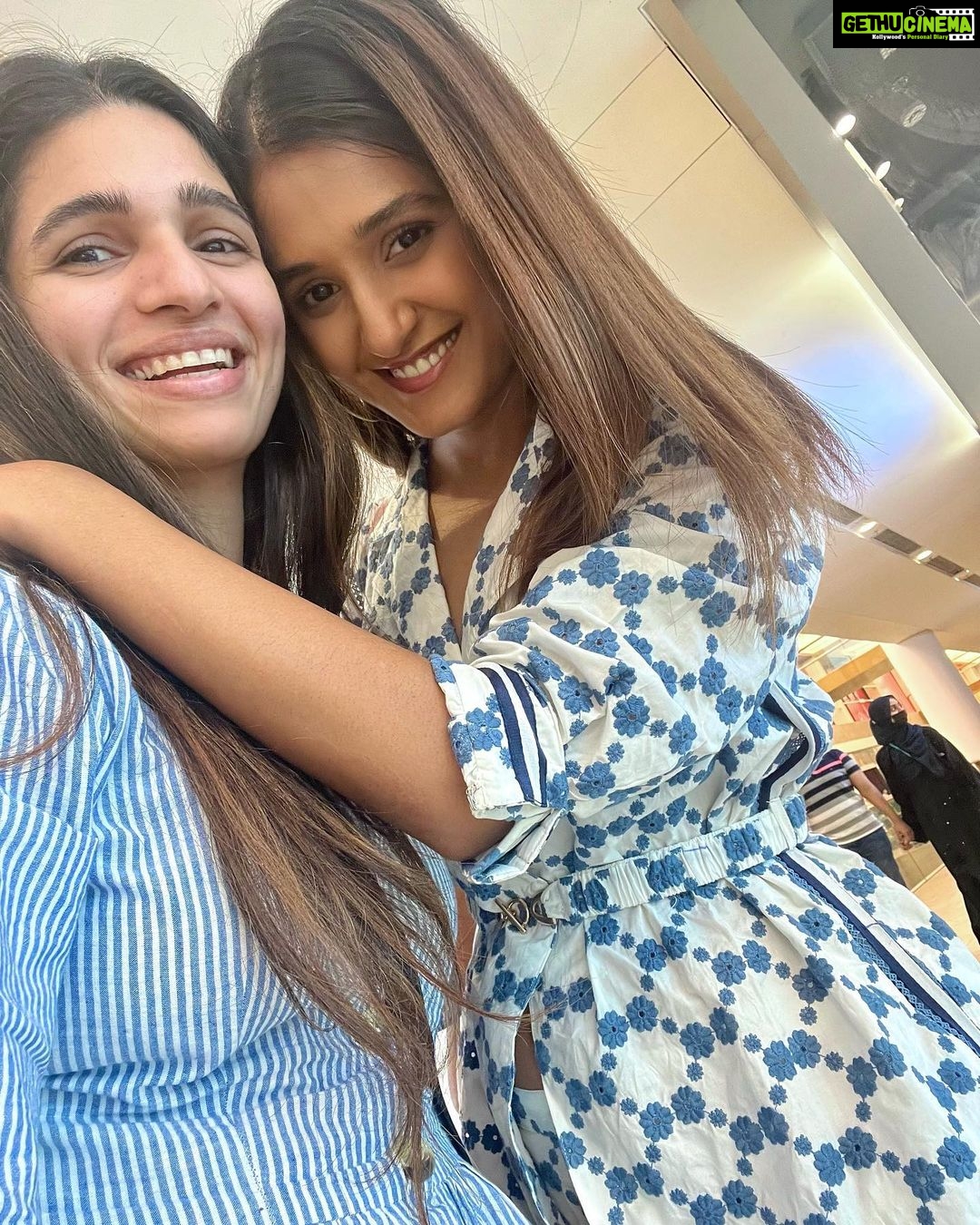 Shakti Mohan Instagram - Because of you I laugh a lil harder Cry a lil less Smile a lot more Happy birthday my bestie @vintiidnani You are absolutely a blessing in my life. Love you V 🌸 Stay awesome.