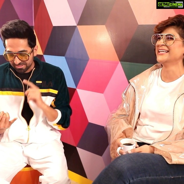 Shakti Mohan Instagram - Just a reminder ☝🏼 that this is on the internet 🤣 Hahahahah Super duper candid 😅 My favourite moment from #breakaleg2 Tyra Banks you are too cool,too bold and fearless ✨ Ayush you inspire me everyday and how 🌱 @tahirakashyap @ayushmannk Love you both for coming and breakin a leg 🦿#oneyearago @nrityashakti If you haven’t seen this episode watch it now Link in Bio ☝🏼