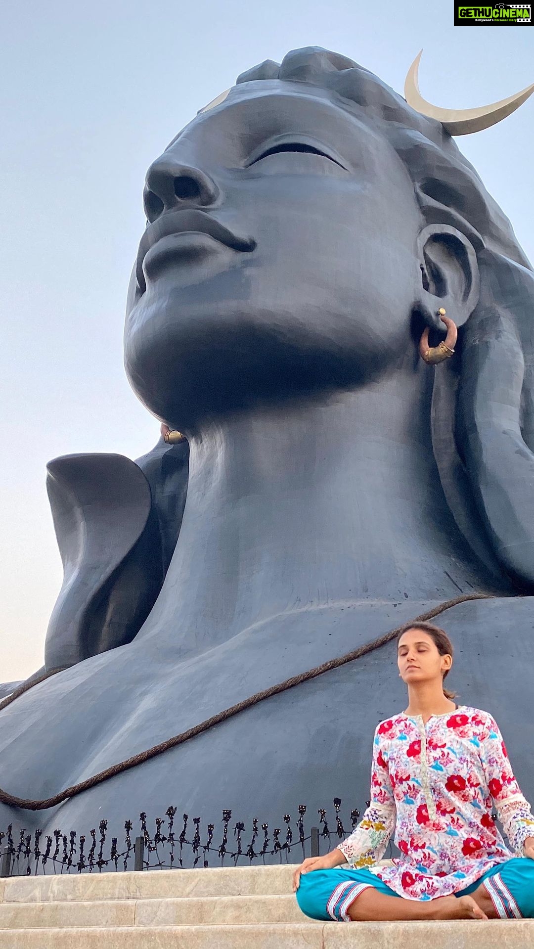 Shakti Mohan Instagram - Shi-va' is 'that which is not', a primordial emptiness; Shiva the first-ever yogi, Adiyogi, the one who first perceived this emptiness. The experience of his majestic presence here is soul stirring ๐บ Thank you @sadhguru for creating a space which is beyond beautiful and sacred. @isha.foundation ๐ฟ @rohan_shah_