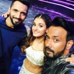 Shakti Mohan Instagram - HAPPPPPPYYYYYY BIRTHDAY TO MY CUTIES 😘 @dharmesh0011 @punitjpathakofficial FYI dono ka birthday is one day apart 🥳 It’s so amazinggggg to know you both. Couldn’t ask for better friends who support me and pull my leg all the time 🤣 you both are super beautiful souls. Love the feeling of knowing you, it brings a sense a homeliness and warmth just to think about you two. Love you and stay the best, you guys inspire me alottt 😇 Love youuuuuuuuuuuuuu Have the best day ever 🎂🎈